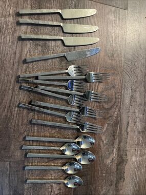 Godinger Silver Stainless Steel Flatware Set - Polished Silver Finish 17